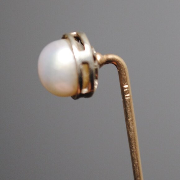 Antique 10k White & Yellow Gold Stick / Tie Pin with Pearl